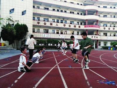 提升学校课后服务质量,减负提质,还教育原生态 -- “双减”落地的第一个学期,新风扑面气象新