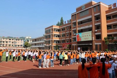 石台县紧扣“五大行动”书写落实立德树人文章